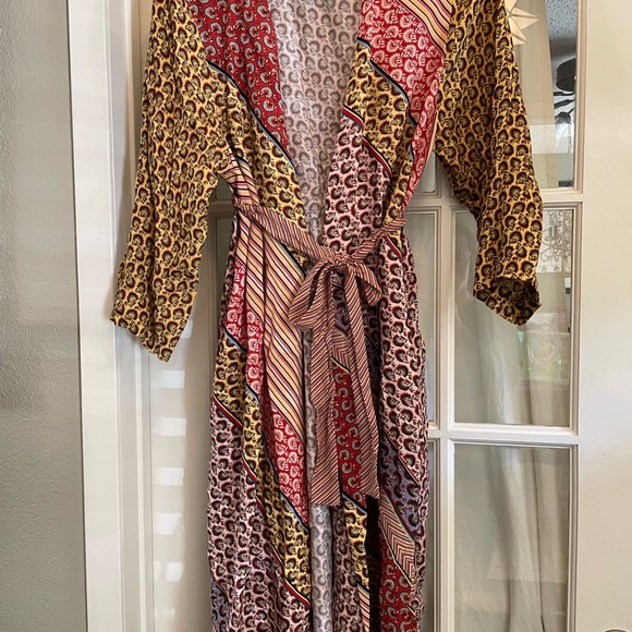 Cabi Poet Multi-Pattern Boho Belted Kimono Robe Size Medium w/Pockets - Picture 1 of 4